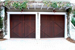 Bramy garażowe - zabezpiecz swój garaż przed włamaniem